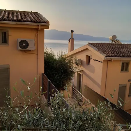Stayros & Lydia Appartement